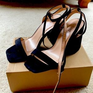 Beautiful black wedge sandals